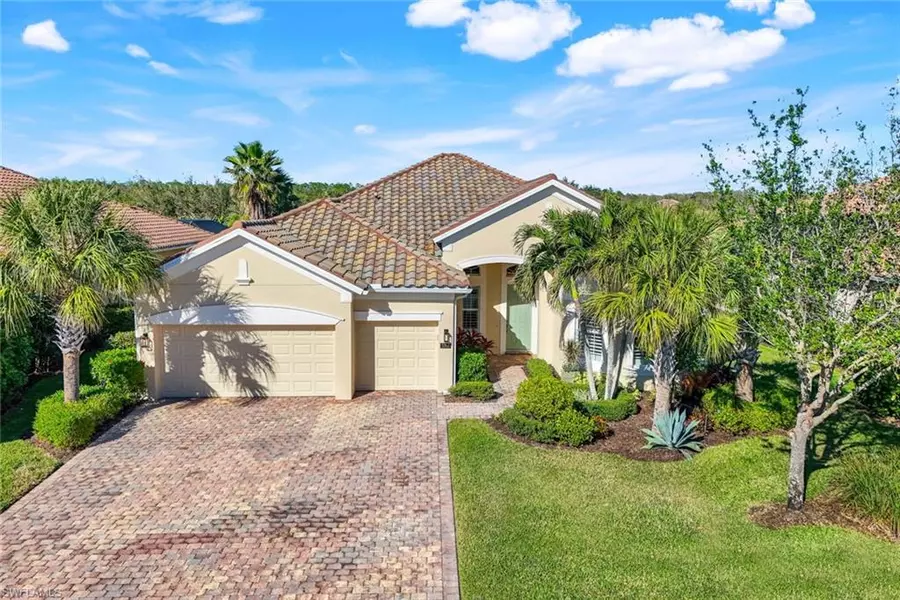 9302 Quarry DR, Naples, FL 34120