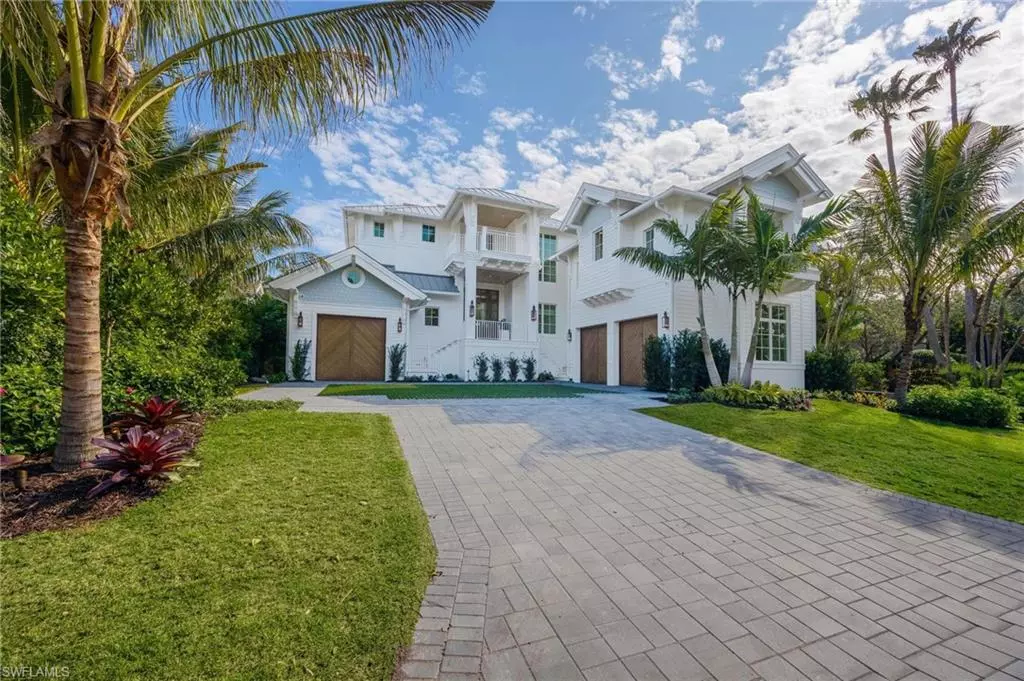 Naples, FL 34102,3295 Gordon DR