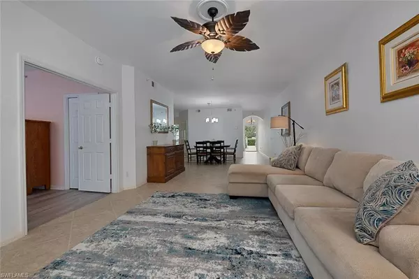 Naples, FL 34109,2120 Cay Lagoon DR #214