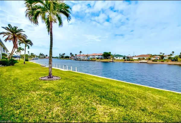 Cape Coral, FL 33904,4026 SE 12th AVE #208