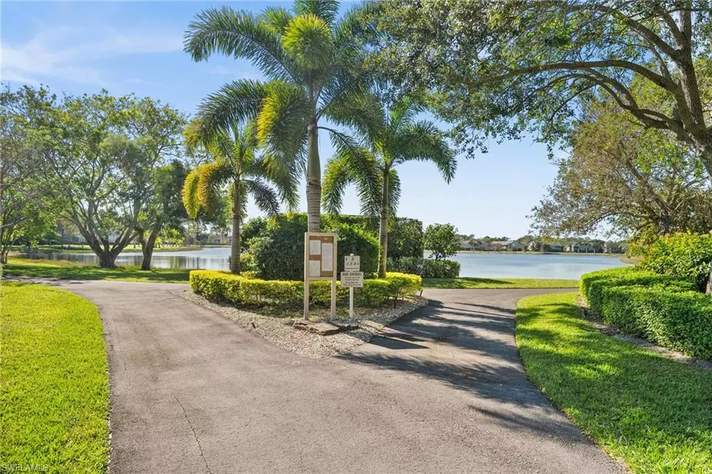 Naples, FL 34112,3136 Kings Lake BLVD #7546