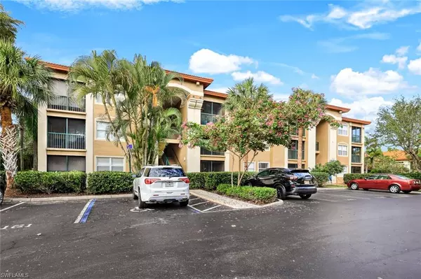 Bonita Springs, FL 34135,8960 Colonnades CT E #921