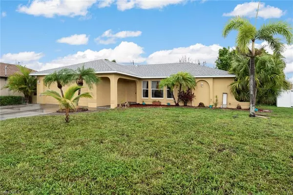 Cape Coral, FL 33990,305 SE 22nd ST