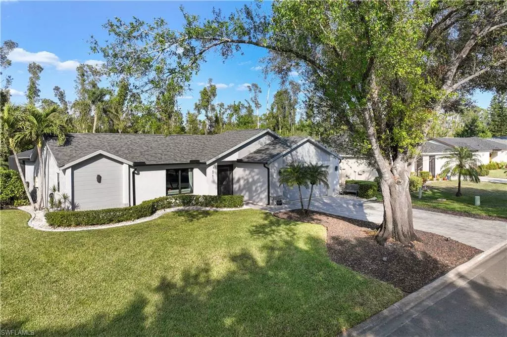 Fort Myers, FL 33966,6741 Saint Ives CT