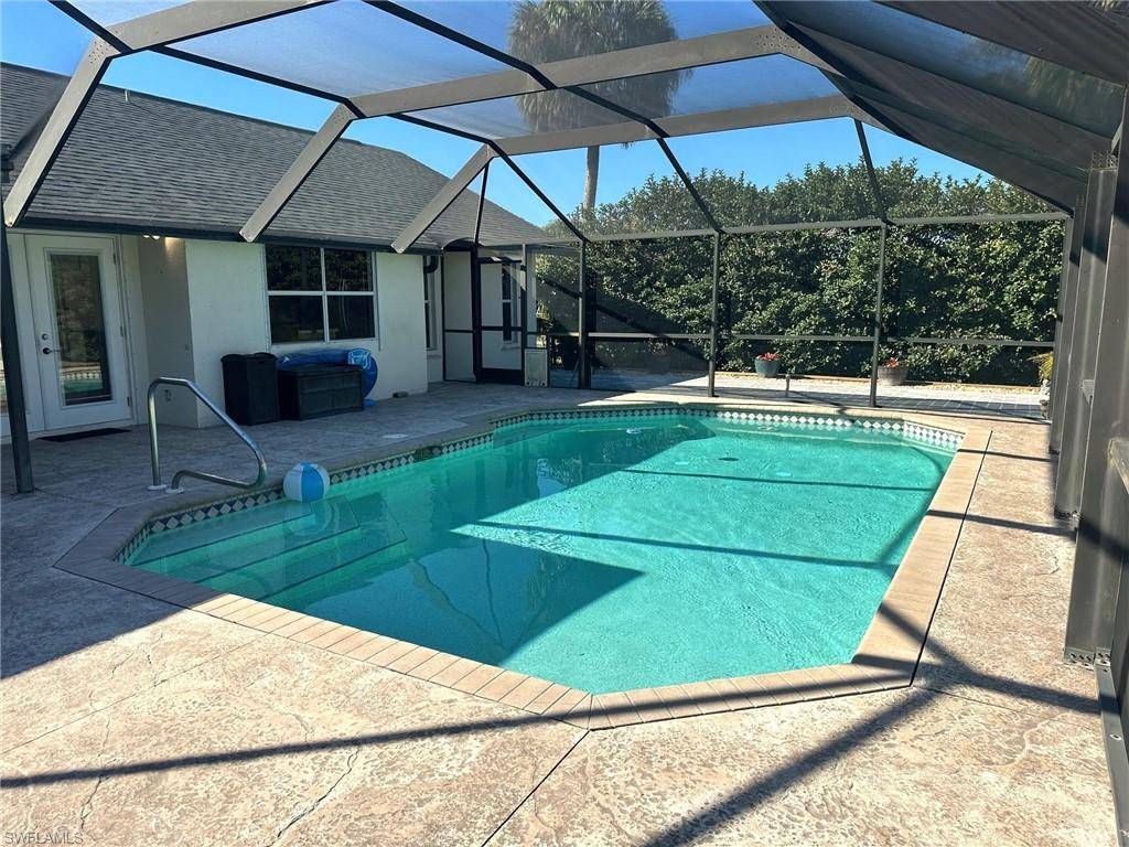 2761 4th AVE SE, Naples, FL 34117