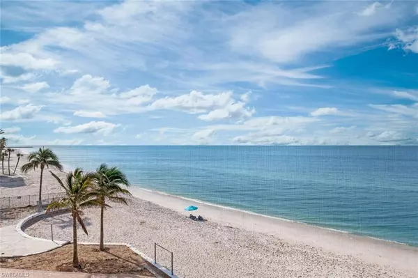 Naples, FL 34103,3401 Gulf Shore BLVD N #301