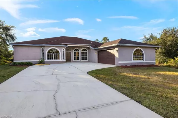 319 Moore AVE, Lehigh Acres, FL 33936