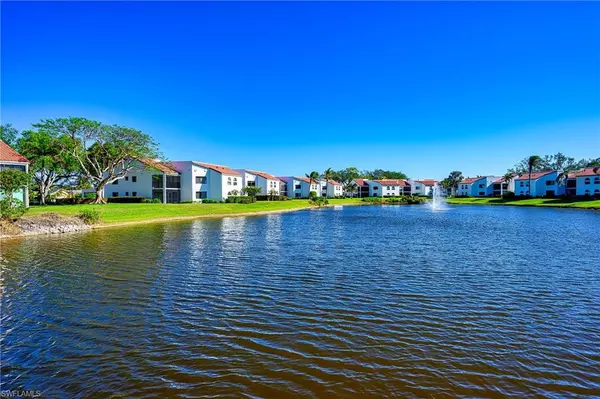 Naples, FL 34108,595 Beachwalk CIR #M 103