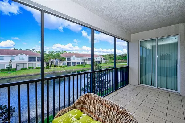 Naples, FL 34105,6537 Monterey PT #203