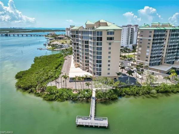 Fort Myers Beach, FL 33931,4137 Bay Beach LN #556