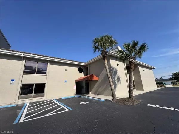 923 Del Prado BLVD S #206, Cape Coral, FL 33990