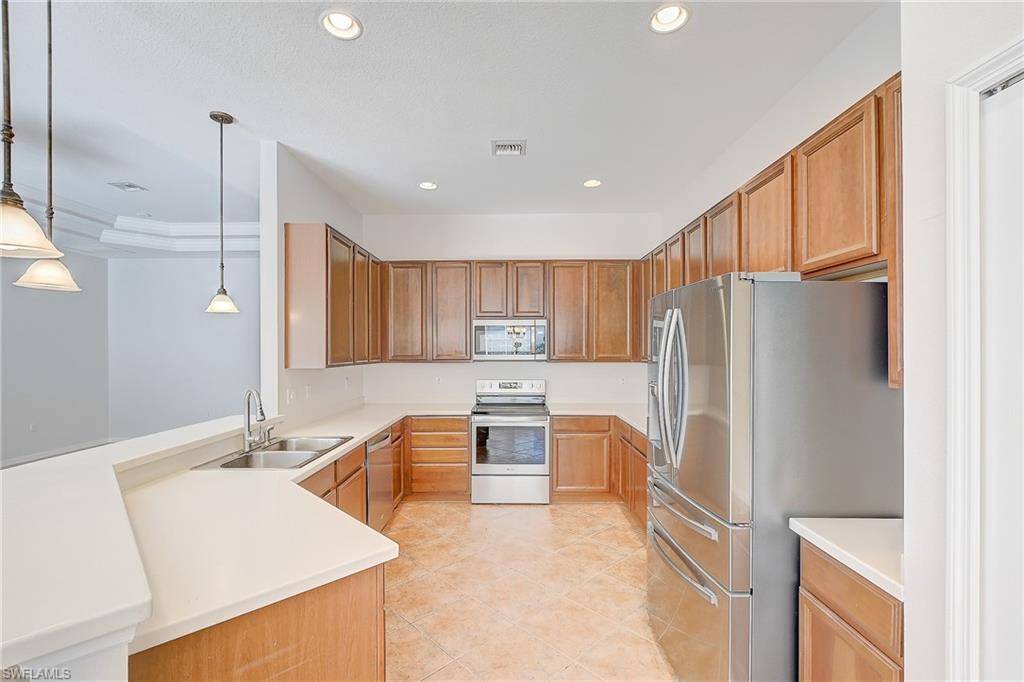 Fort Myers, FL 33919,9611 Las Casas DR