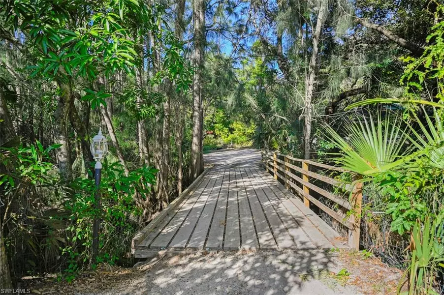 10651 Goodwin ST, Bonita Springs, FL 34135