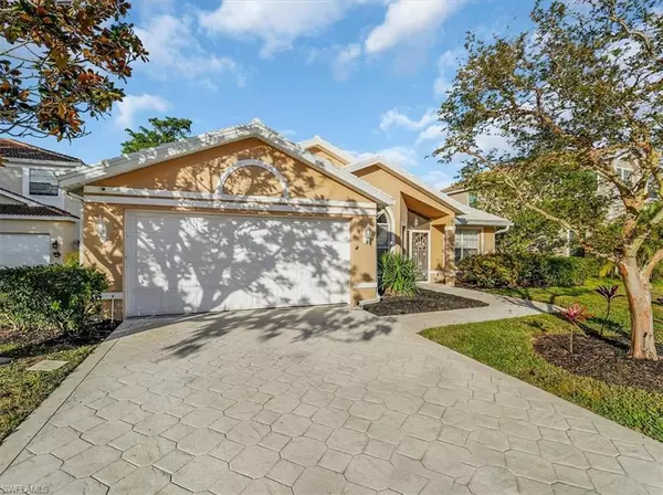 Fort Myers, FL 33912,13618 Cherry Tree CT