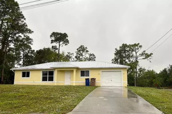 Lehigh Acres, FL 33971,5319 2nd ST W