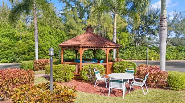 Naples, FL 34112,2415 Bayou LN #14