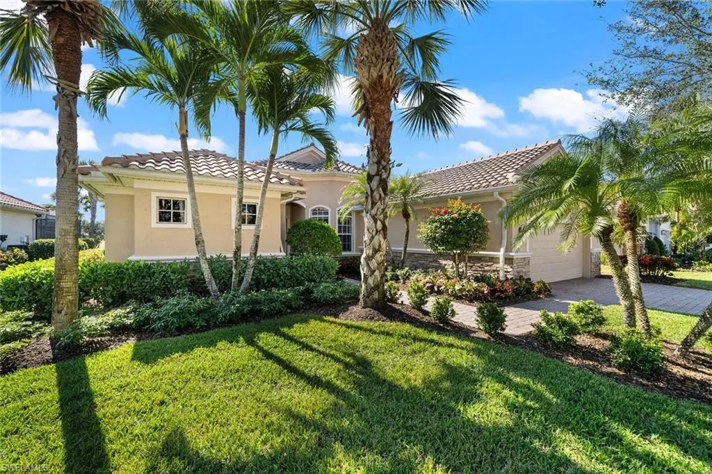 Naples, FL 34120,11906 Heather Woods CT