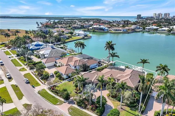 Marco Island, FL 34145,864 Inlet DR