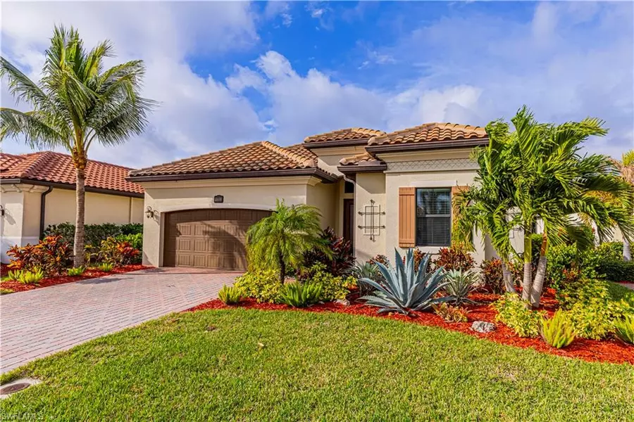 28658 Newtown CT, Bonita Springs, FL 34135