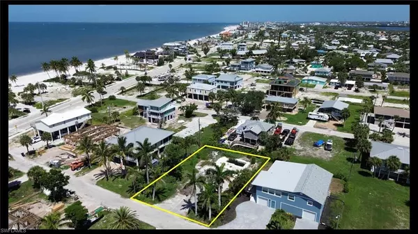 121 Gulf Island DR, Fort Myers Beach, FL 33931