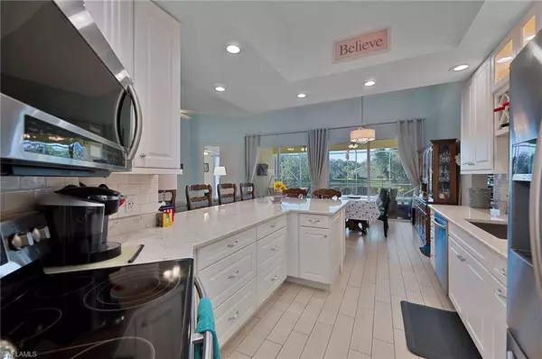 Naples, FL 34119,2860 Hatteras WAY