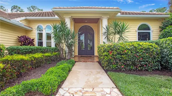 Naples, FL 34105,189 Edgemere WAY S