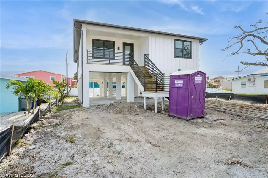 170 Washington AVE, Fort Myers Beach, FL 33931