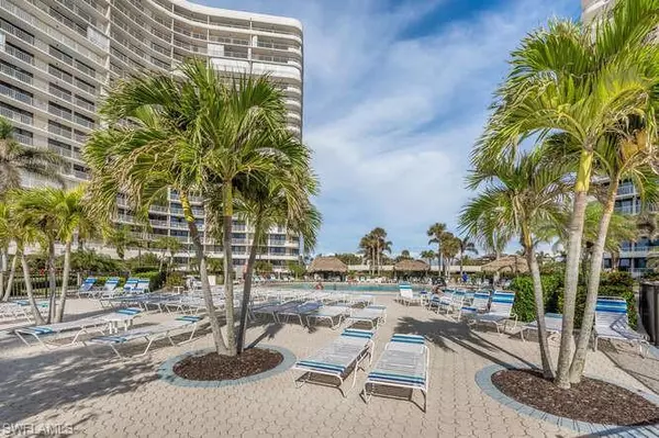 Marco Island, FL 34145,260 Seaview CT #1-208