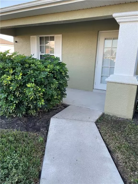 Cape Coral, FL 33993,410 NW 11th ST