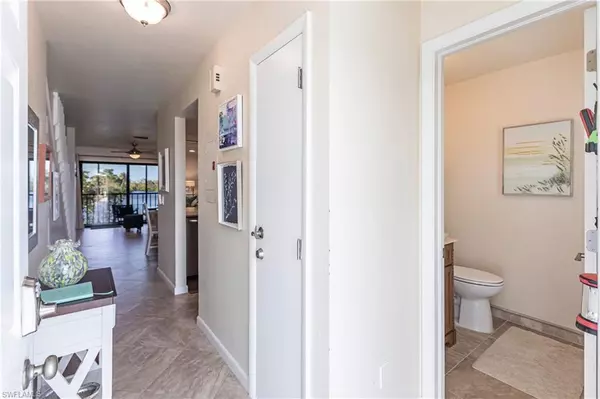 Sanibel, FL 33957,2320 Wooster LN #7