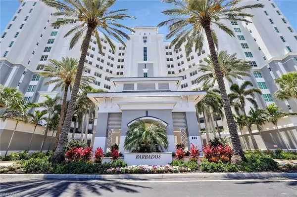 315 DUNES BLVD #T-01, Naples, FL 34110