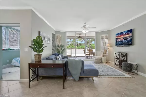 Naples, FL 34110,315 DUNES BLVD #T-01