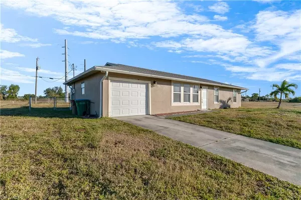 Cape Coral, FL 33909,931 NE 23rd TER