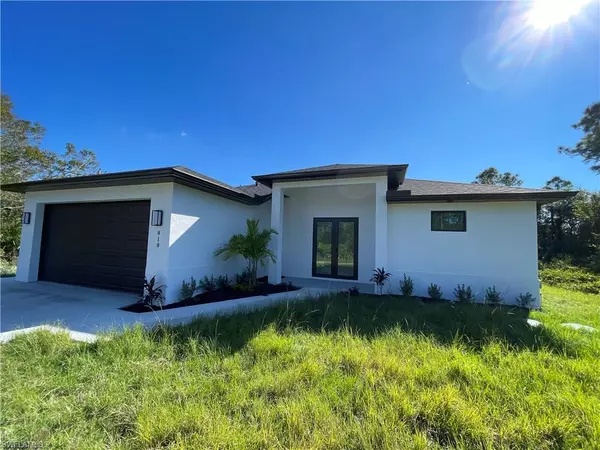 818 Chemstrand ST E, Lehigh Acres, FL 33974