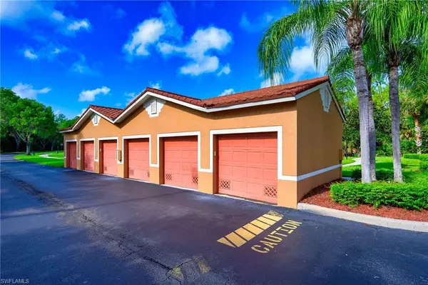 Naples, FL 34112,1865 Florida Club DR #6202