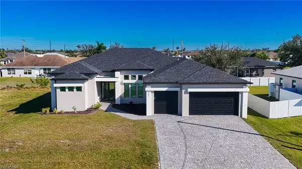 203 NW 26th AVE, Cape Coral, FL 33993