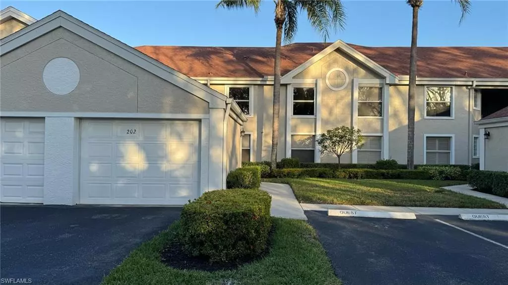 9828 Luna CIR #H202, Naples, FL 34109