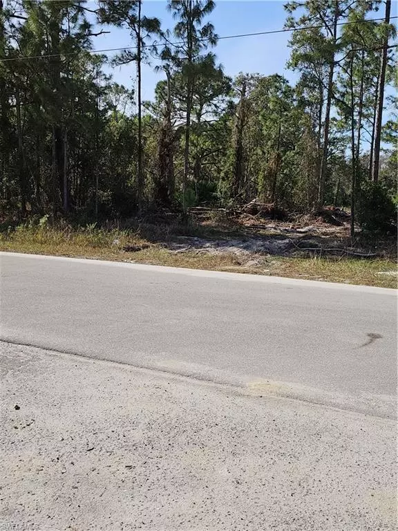 Lehigh Acres, FL 33974,443 Behring ST