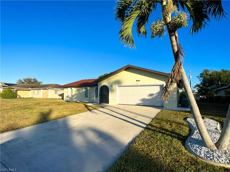 1217 SE 17th TER, Cape Coral, FL 33990