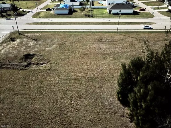 Cape Coral, FL 33991,1225 Chiquita BLVD S