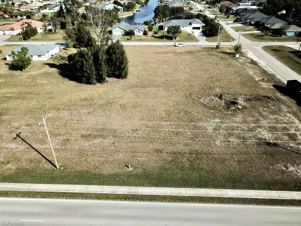 Cape Coral, FL 33991,1225 Chiquita BLVD S