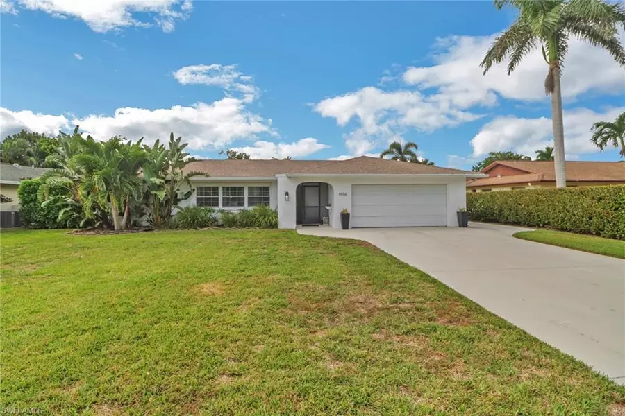 4556 Lakewood BLVD, Naples, FL 34112