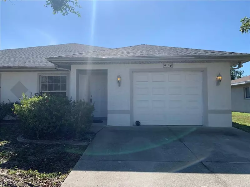 916 SE 14th ST, Cape Coral, FL 33990