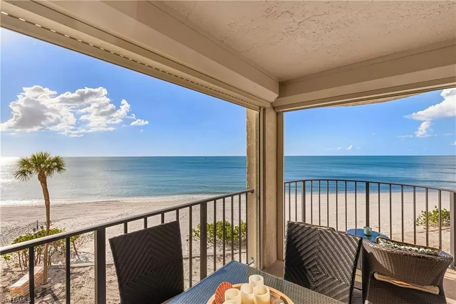 3215 Gulf Shore BLVD N #206N, Naples, FL 34103