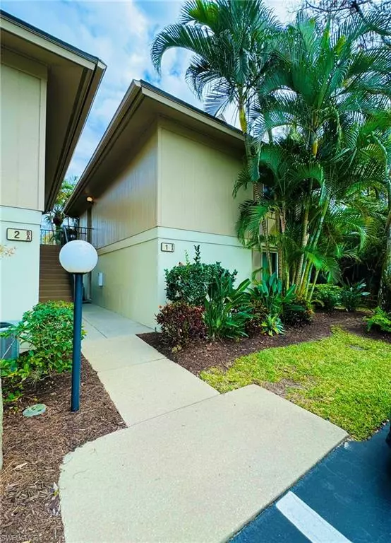 1 Bob O Link CT #1B, Naples, FL 34105