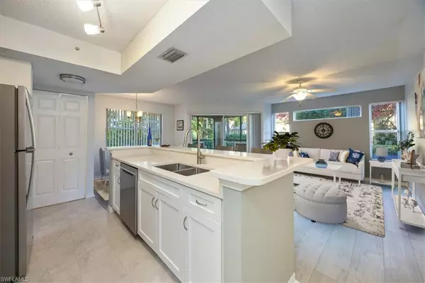 Bonita Springs, FL 34135,8960 Colonnades CT E #918