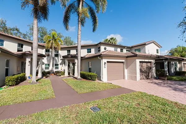 Naples, FL 34110,200 Diamond CIR #206