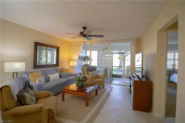 Naples, FL 34105,1085 Forest Lakes DR #8108