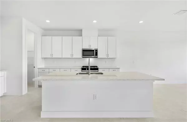 Punta Gorda, FL 33982,44524 Little Blue Heron WAY