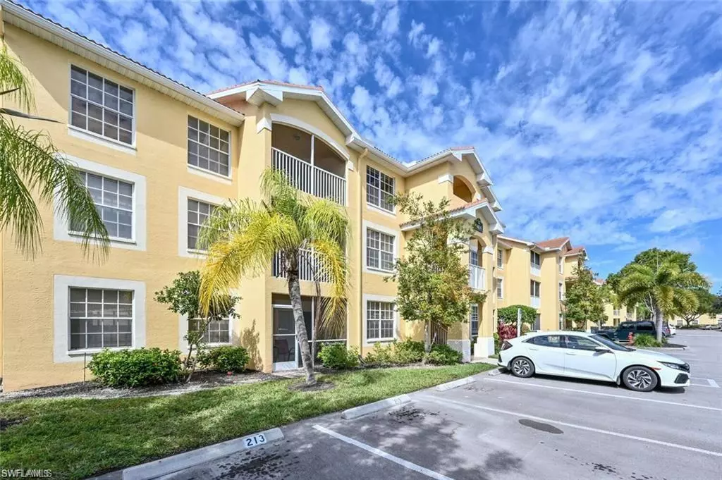 Naples, FL 34109,4630 Saint Croix LN #834